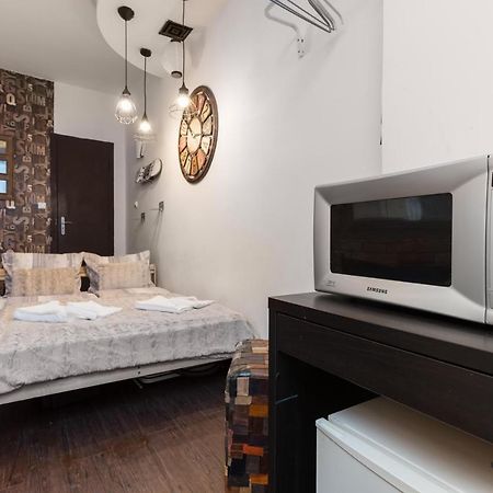 Cheerful Studio Budapest Downtown Bagian luar foto
